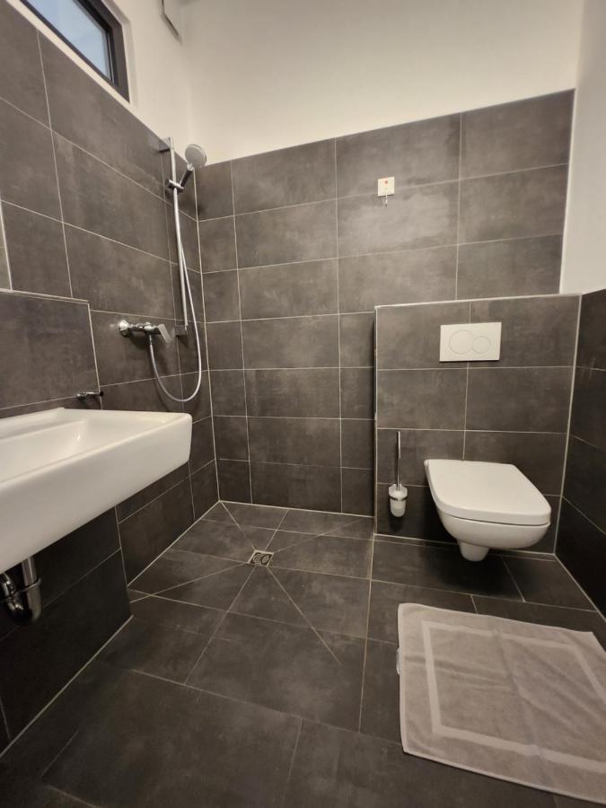 Monteurzimmer In Bielefeld - Mitte Zewnętrze zdjęcie