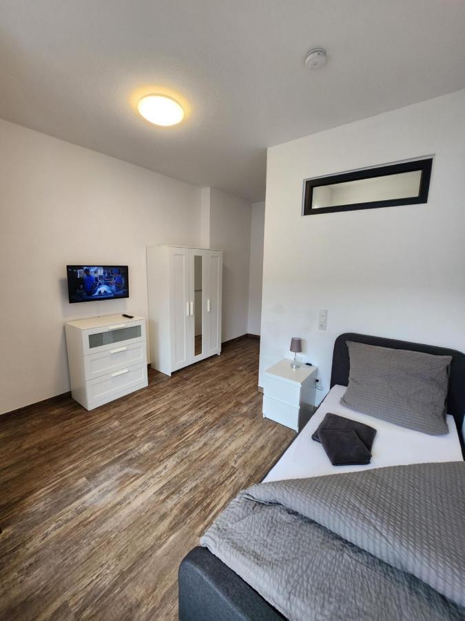 Monteurzimmer In Bielefeld - Mitte Zewnętrze zdjęcie