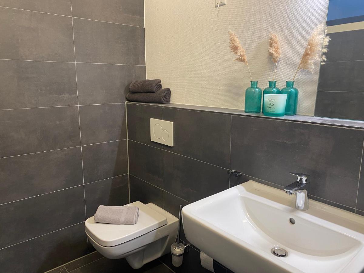 Monteurzimmer In Bielefeld - Mitte Zewnętrze zdjęcie