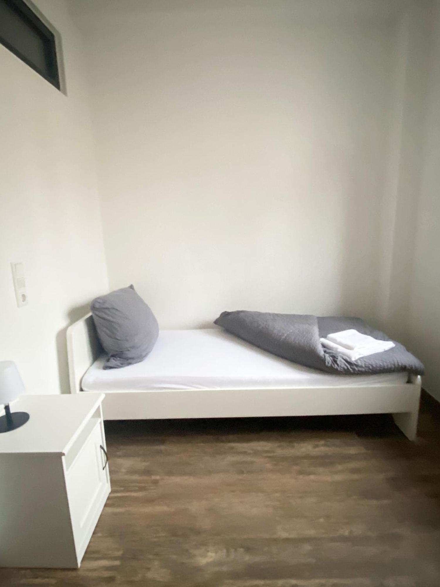 Monteurzimmer In Bielefeld - Mitte Zewnętrze zdjęcie