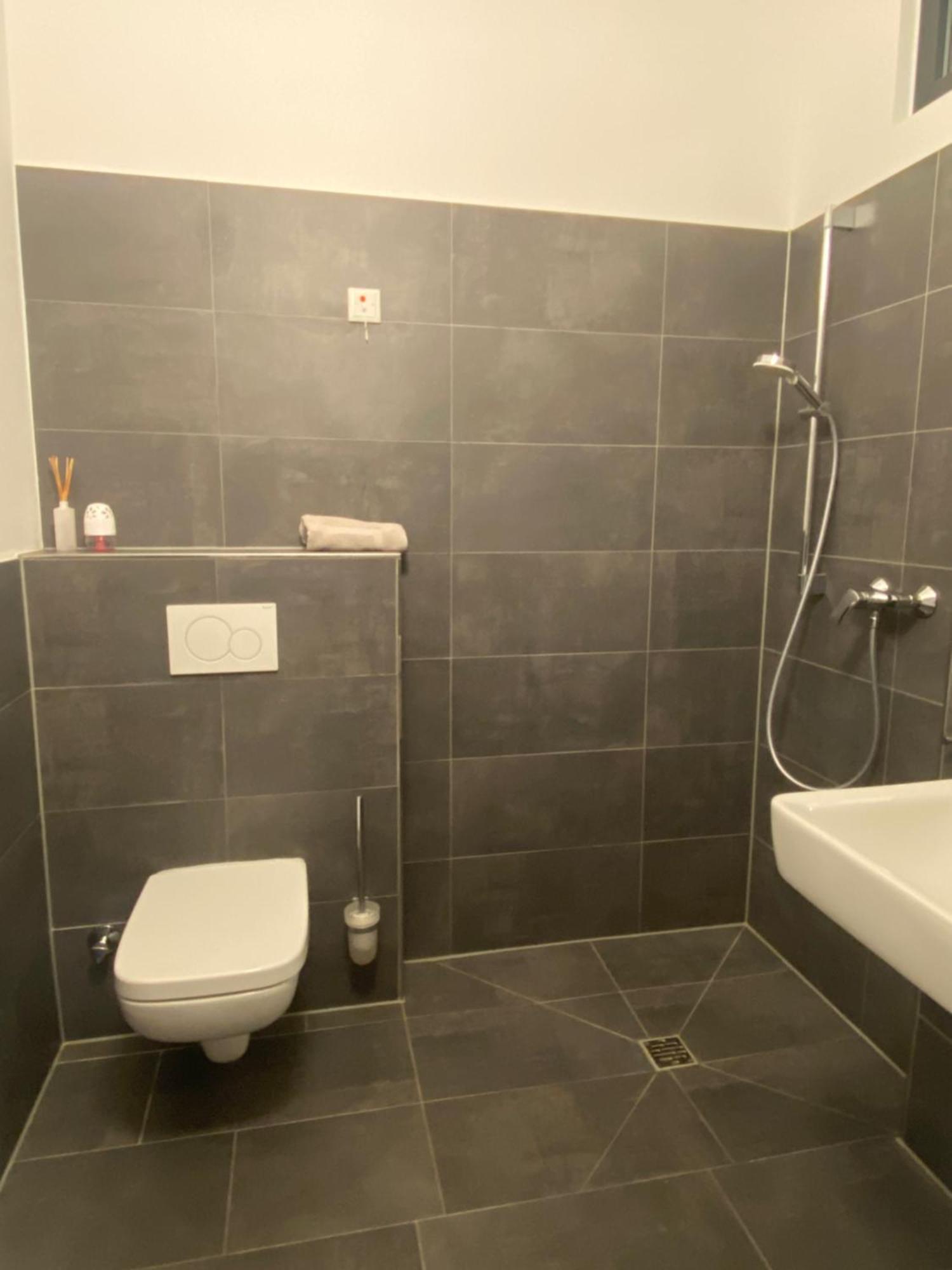 Monteurzimmer In Bielefeld - Mitte Zewnętrze zdjęcie