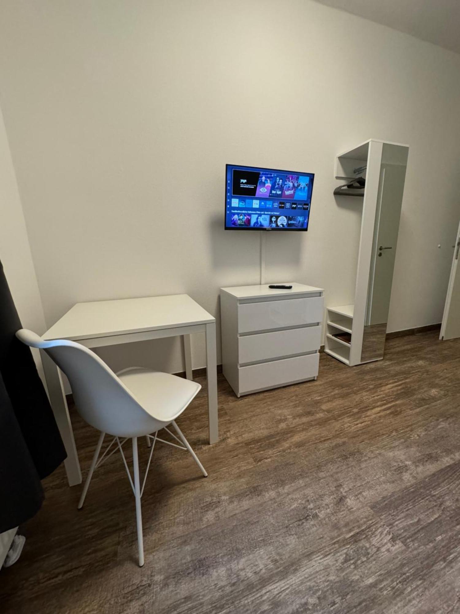 Monteurzimmer In Bielefeld - Mitte Zewnętrze zdjęcie