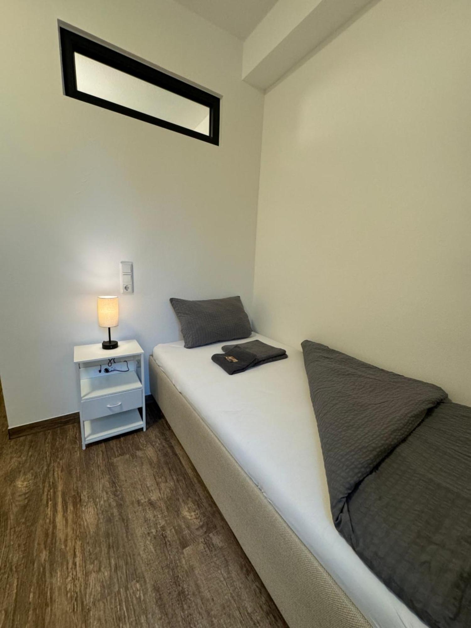 Monteurzimmer In Bielefeld - Mitte Zewnętrze zdjęcie