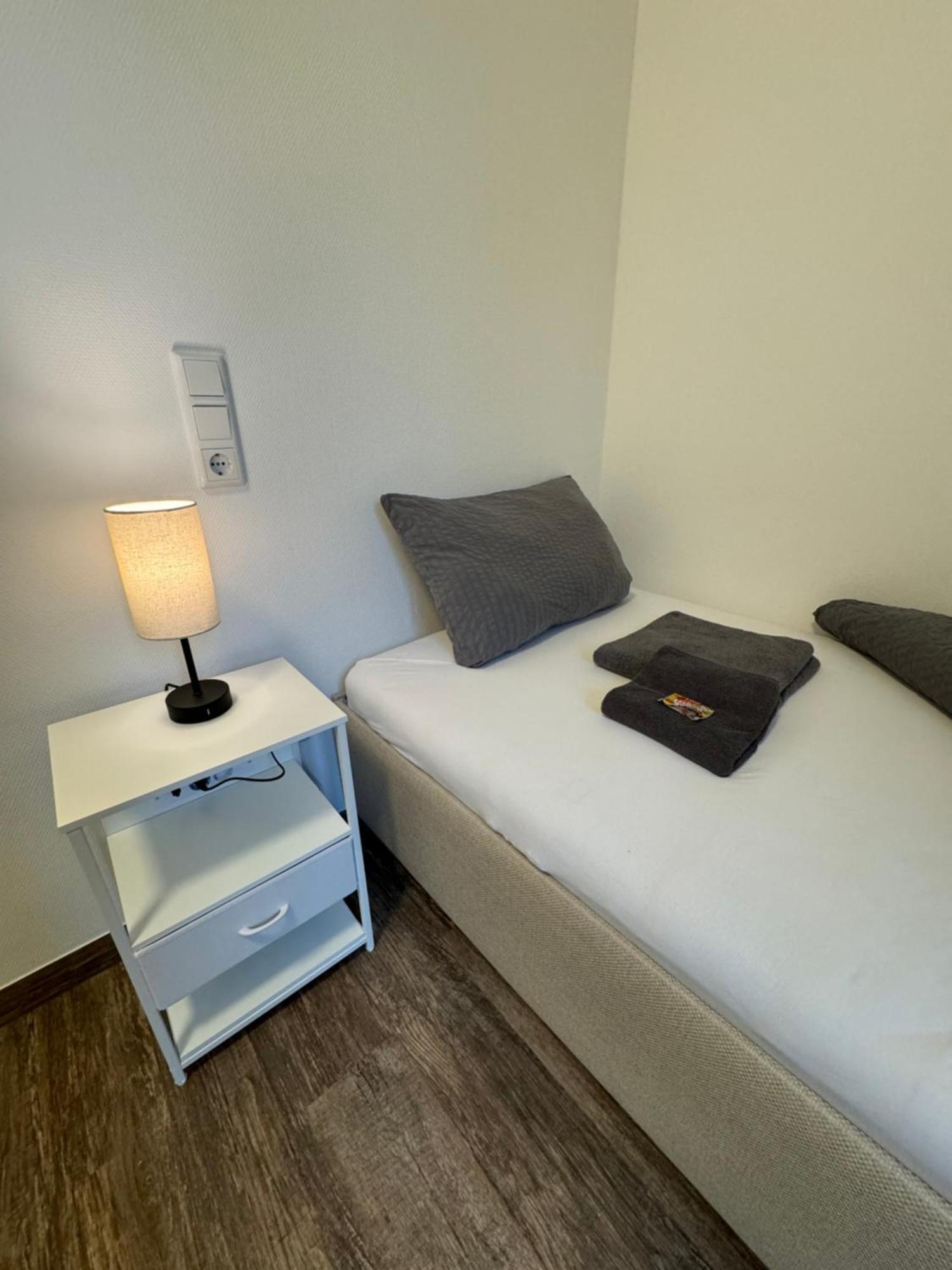 Monteurzimmer In Bielefeld - Mitte Zewnętrze zdjęcie